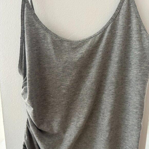 Lululemon tank - Picture 2 of 5
